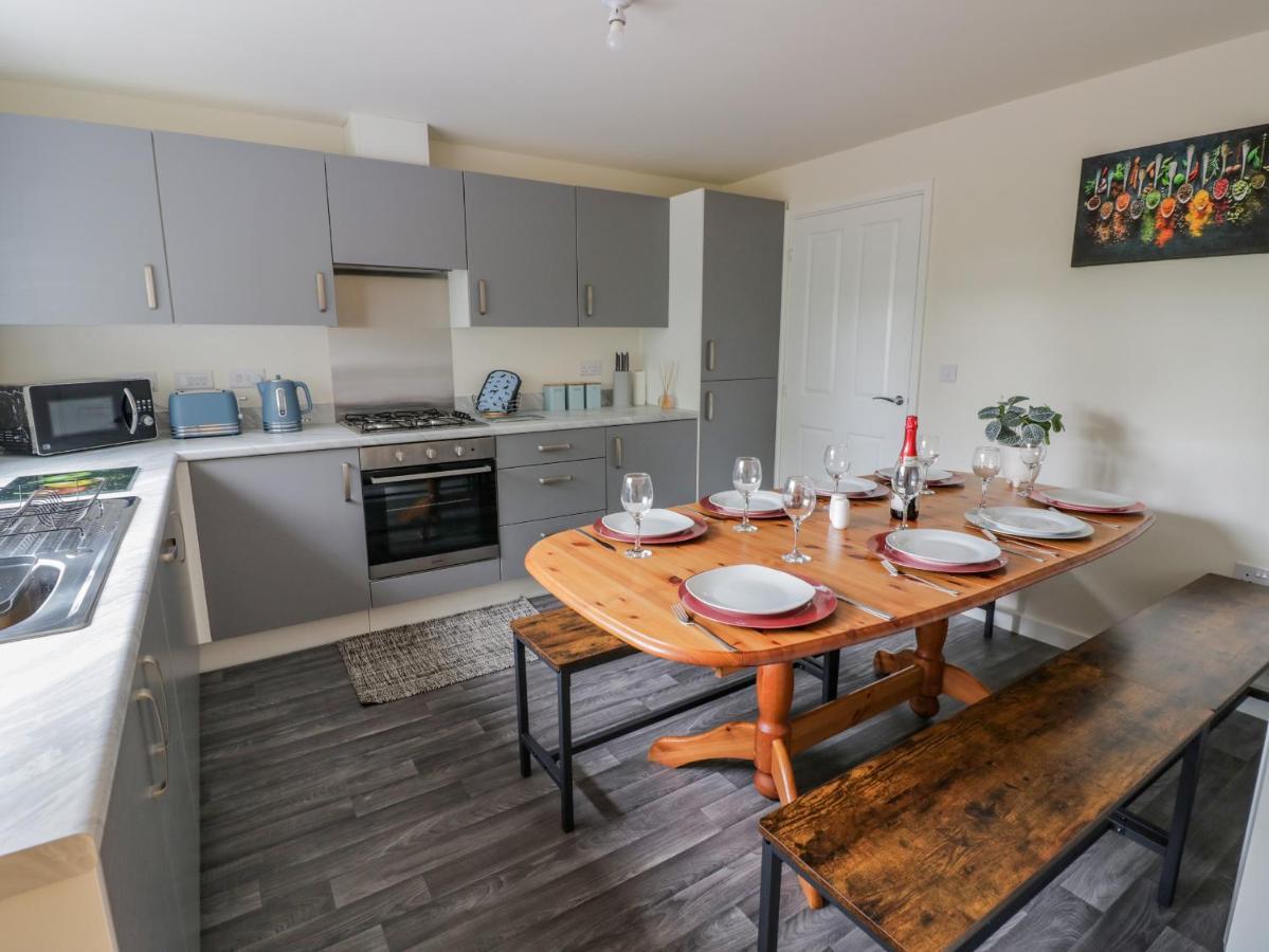 23 Moat House Close Ковентри Экстерьер фото